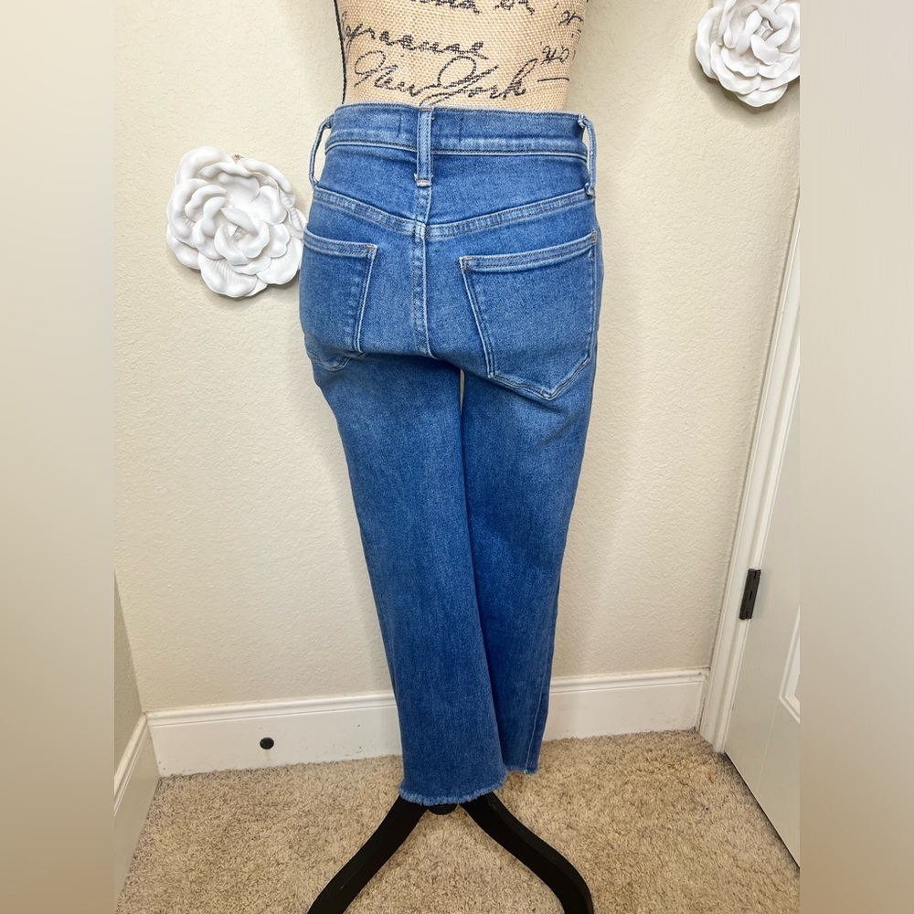 Madewell Medium Wash Cropped Cali Demi Boot Cut Jeans with Raw Hem Sz 27 - Picture 11 of 16
